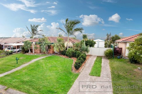 33 Frewin Avenue, WOODBERRY NSW 2322