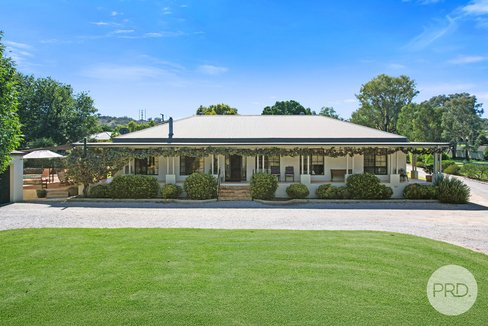 33 Glengarvin Drive, TAMWORTH