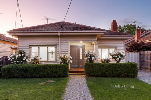 33 Hakatere Street Northcote 3070