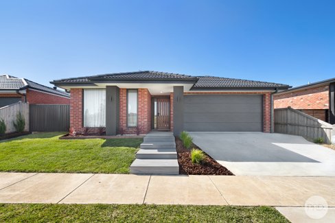 33 Kensington Boulevard SMYTHES CREEK