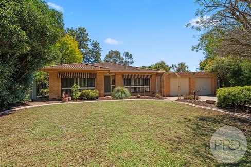 33 Melkin Avenue, GLENFIELD PARK NSW 2650