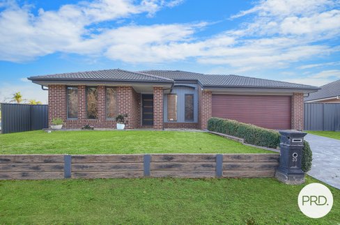 33 Shuter Avenue, THURGOONA NSW 2640