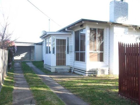 33 Spruhan Avenue Norlane 3214