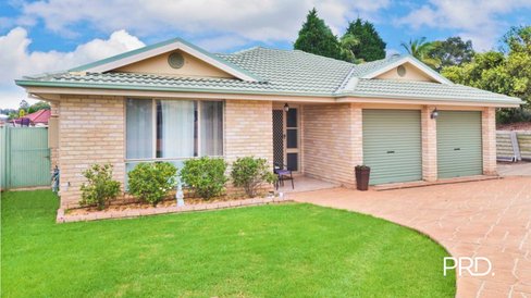 33 Yuroka Drive, Glenmore Park NSW 2745