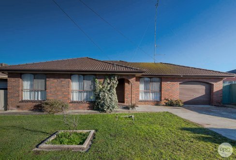 330 Albert Street, SEBASTOPOL VIC 3356