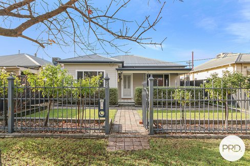330 Macauley Street, SOUTH ALBURY NSW 2640