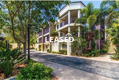 3/3208 Central Place, CARRARA QLD 4211