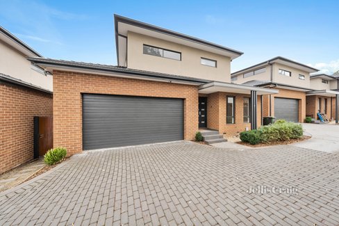 3/33 Thompson Street Glen Waverley 3150
