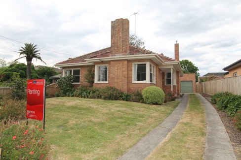 334 Wendouree Parade, LAKE WENDOUREE VIC 3350