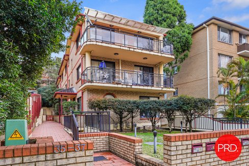 3/35-37 Mill Street, CARLTON NSW 2218