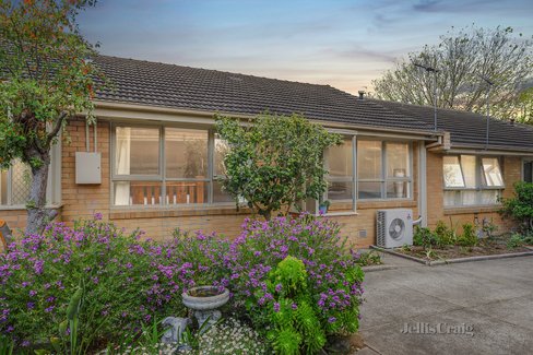 3/35 Durham Road Surrey Hills 3127