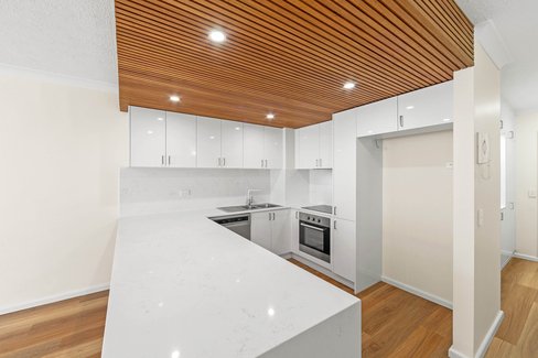 3/3575 Main Beach Pde, MAIN BEACH QLD 4217