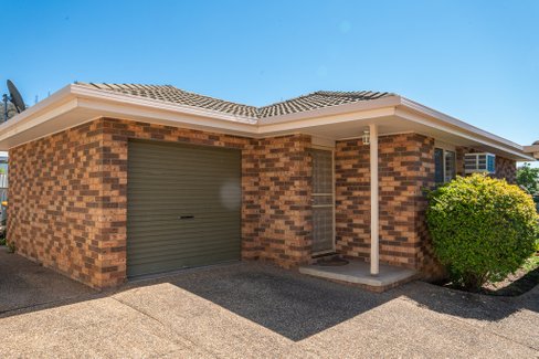 3/36 Kenneally Street, KOORINGAL NSW 2650