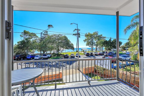 338 Esplanade, SCARNESS QLD 4655