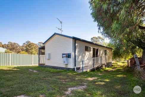 33a Lethebys Road, SAILORS GULLY VIC 3556