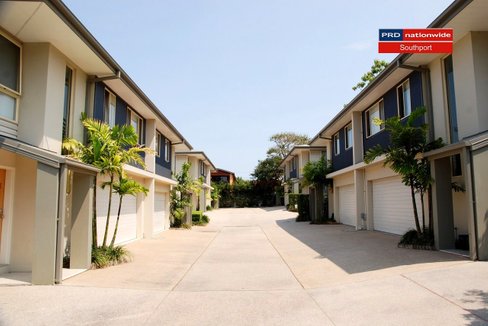 3/4-6 Locke Street, SOUTHPORT QLD 4215