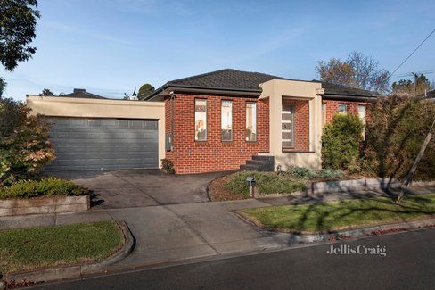 34 Aintree Street Mooroolbark 3138