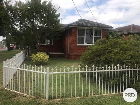 34 Balmoral Road, MORTDALE NSW 2223