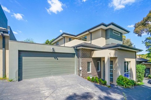 3 4 Betty Court Mount Waverley 3149