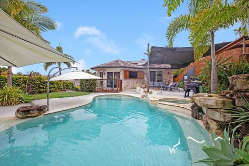 34 Breakwater Road, ROBINA QLD 4226
