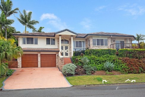 34 Breakwater Road, ROBINA QLD 4226