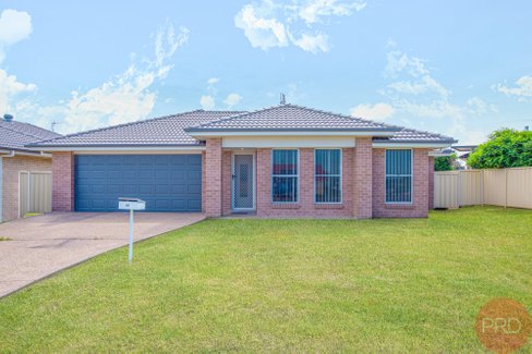 34 Brittany Avenue, RUTHERFORD NSW 2320