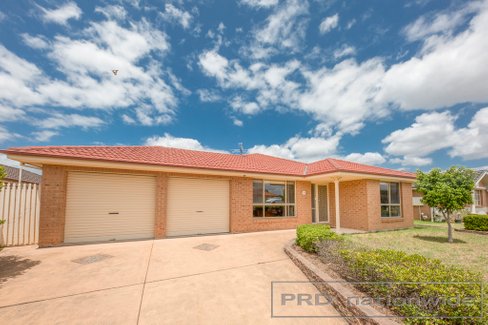 34 Coburn Circuit, METFORD NSW 2323