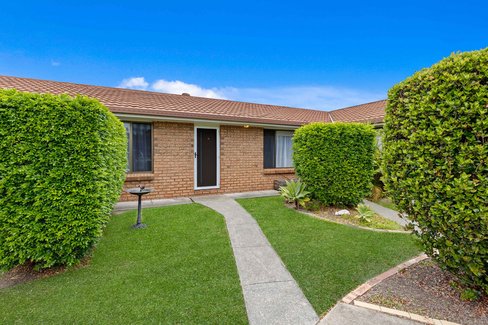 3/4 Cotinga Crescent, Burleigh Waters QLD 4220