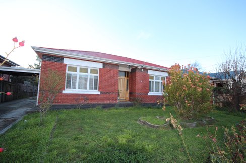 34 Duke Street, SANDY BAY TAS 7005