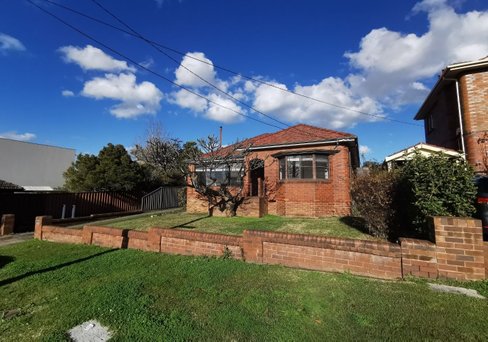 34 Earlwood Crescent, BARDWELL PARK NSW 2207