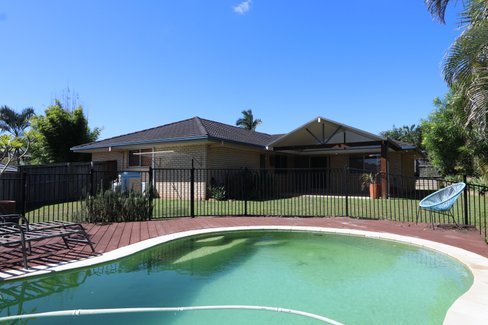 34 Gemini Circuit, MOLENDINAR QLD 4214