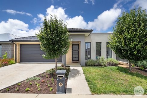 34 Marxsen Parade, LUCAS VIC 3350