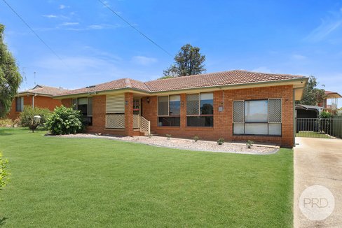 34 Osprey Way, TAMWORTH NSW 2340