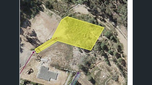 34 Stella Street, BOYNE ISLAND QLD 4680