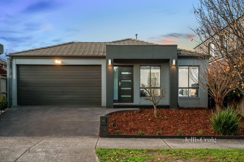 34 Tripani Avenue Lalor 3075