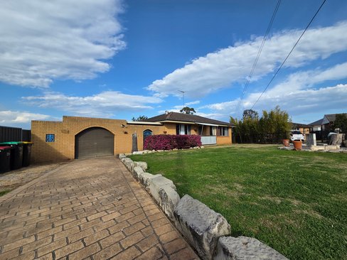34 Wembley Ave, Cambridge Park NSW 2747