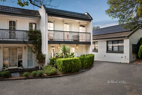 3 44 Felix Grove Mooroolbark 3138