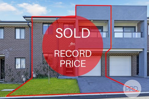 34/75 Mary Ann Drive, GLENFIELD NSW 2167