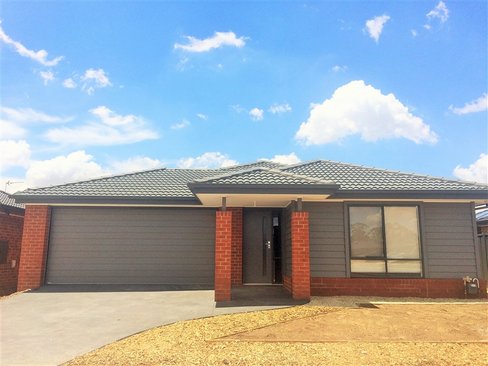35 Aspect Drive, HUNTLY VIC 3551