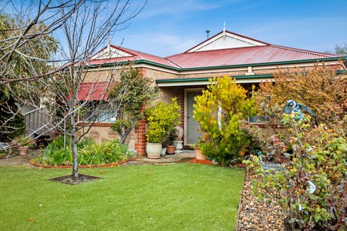 35 Blair Drive Kyneton 3444