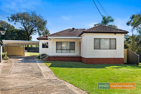 35 Bruce Avenue, PANANIA NSW 2213