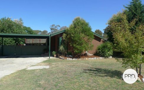 35 Buller Crescent, THURGOONA NSW 2640