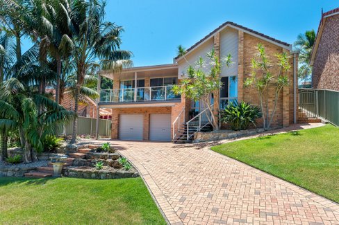 35 Conway Cr, BLACKBUTT NSW 2529