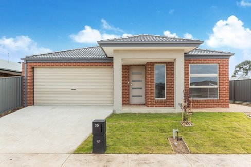 35 Daisy Street, HUNTLY VIC 3551