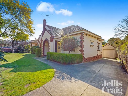 35 Fairmont Avenue Camberwell 3124