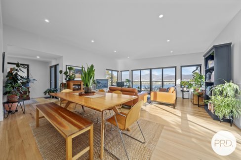 35 Grevillea Avenue, OLD BEACH TAS 7017