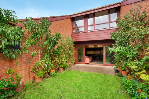 3/5 Leeds Street Canterbury 3126
