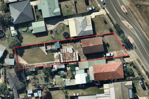 35 Melbourne Street, OXLEY PARK NSW 2760