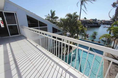 35 Sundance Way, RUNAWAY BAY QLD 4216