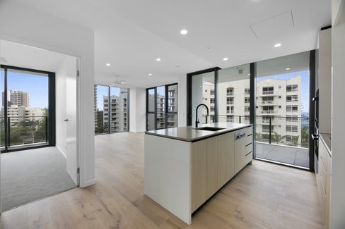 35/1969-1971 Gold Coast Highway, Burleigh Heads QLD 4220